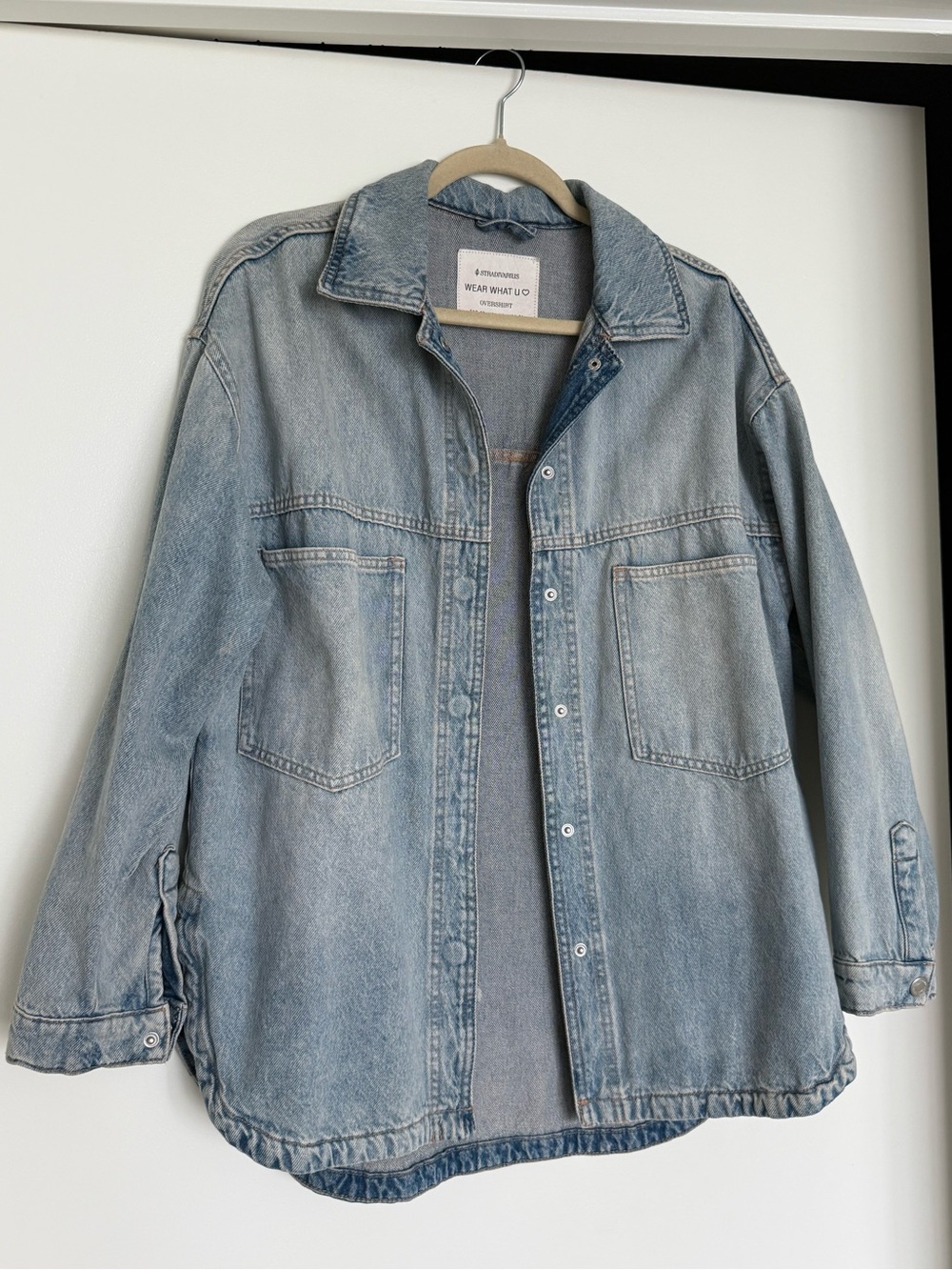 Stradivarius Oversized Denim Overshirt Jacket XS Light Wash Snap Button